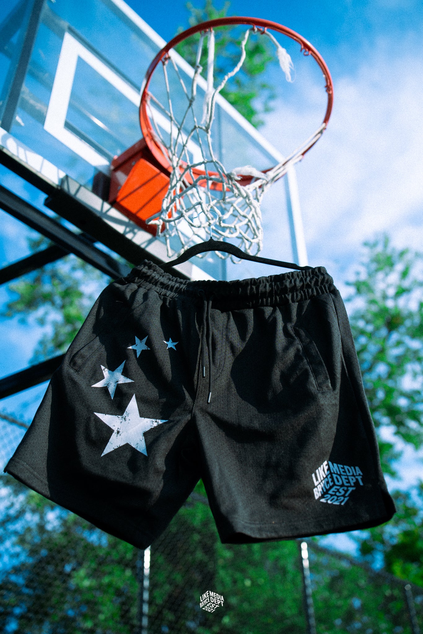 4 STAR BLACK SHORTS